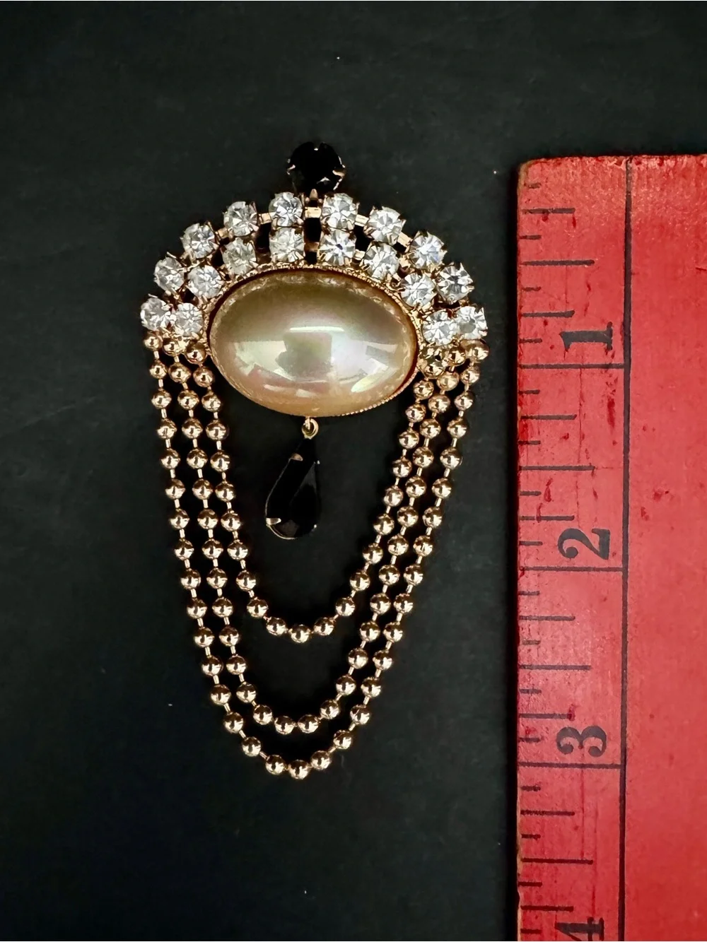 N/A elegant gold